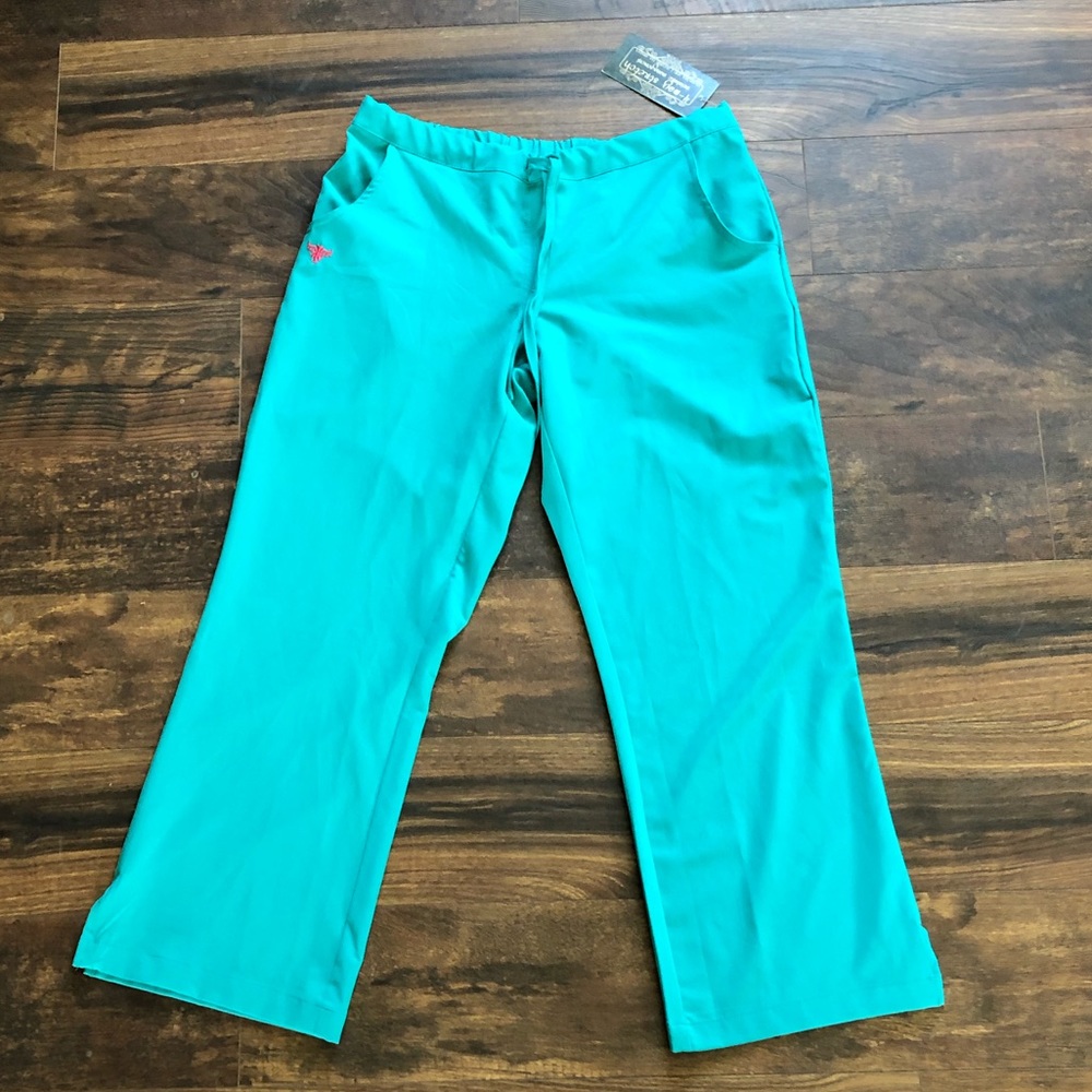 ‼️NWT Scrub bottoms L